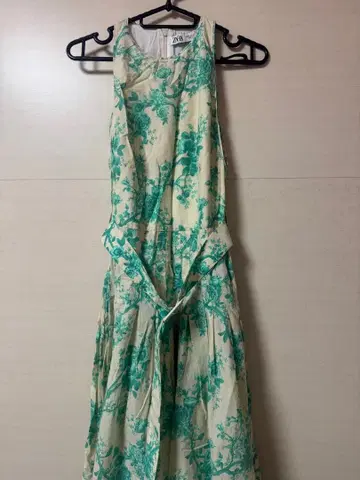 슬리브리스 꽃무늬 롱 원피스 XS