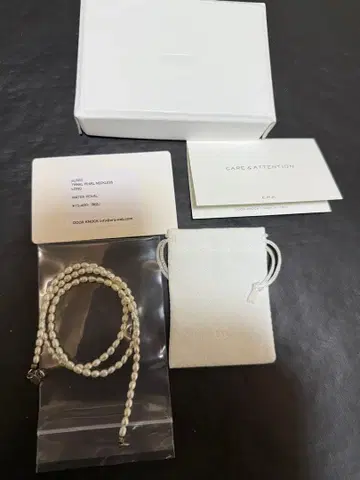 ERA twnkl pearl neckless long