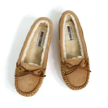 [미사용 전시품] MINNETONKA 베이지 모카신 22cm