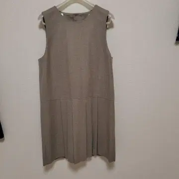 YORK 플리츠 원피스