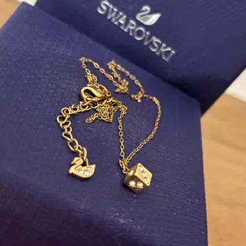 Swarovski 스완 다이스 목걸이