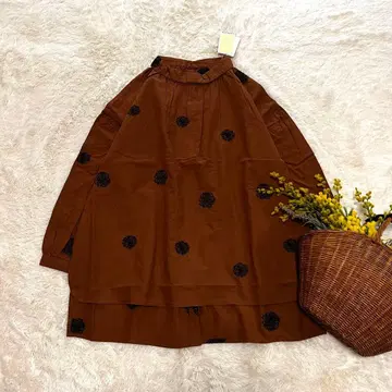 새상품 도트 자수 블라우스 테라코타 프리