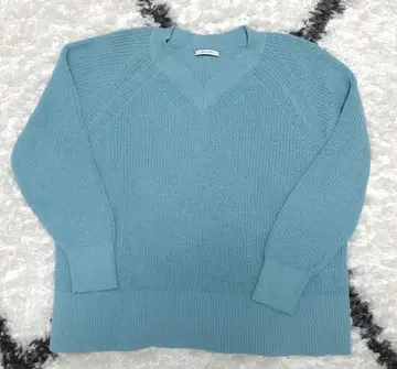 니트 풀오버 밀키 컬러 블루 BAYFLOW 프리 사이즈