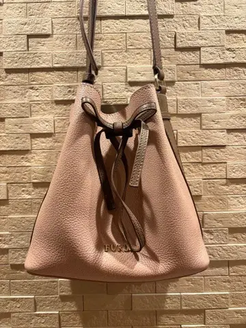 FURLA 핑크 버킷 백 복조리 백