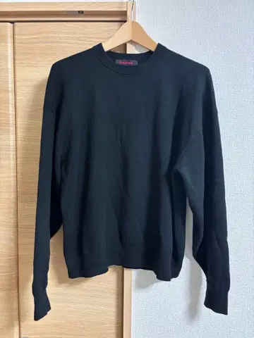 CABaN 코튼 캐시미어 크루넥 풀오버 니트 블랙