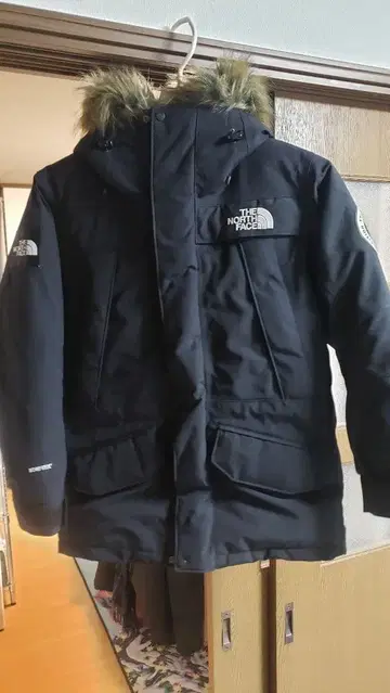 THE NORTH FACE 블랙 다운 자켓