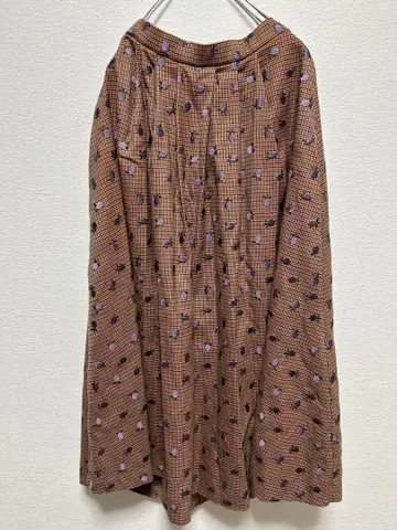 그레이스 콘티넨탈 플레어 스커트 브라운 계열 체크 무늬 꽃 무늬