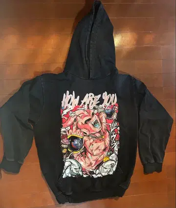 마인 부우 그래픽 프린트 블랙 후드 부착 후드티