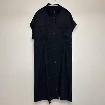 femicite 블랙 반팔 셔츠 원피스