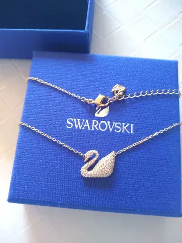 스와로브스키 새상품 스완 목걸이 Swarovski Swan