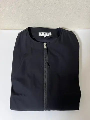AIGLE 블랙 집업 자켓 1853