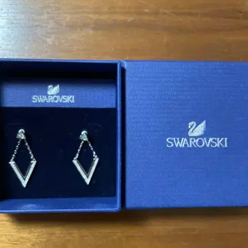 미사용 Swarovski 스와로브스키 귀걸이