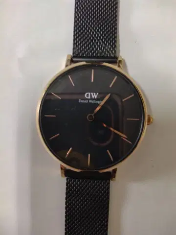 새상품급 다니엘 웰링턴 블랙 로즈 골드 손목시계