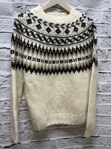 MORRIS & SONS 청키 노르딕 니트 영국제 구심 패턴