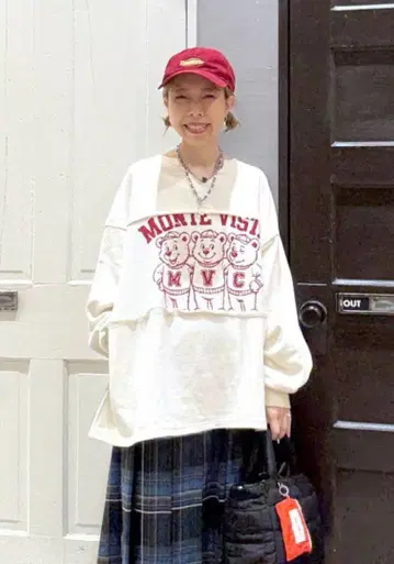 니코앤드 aimi 프로듀스 맨투맨 상의 곰돌이