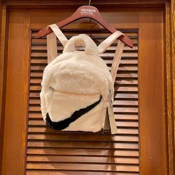 NIKE 나이키 퓨추라 365 인조 모피 미니 백팩
