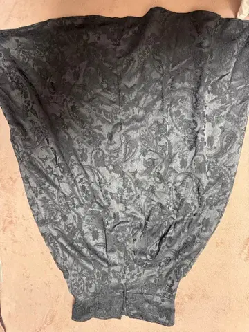 Lumier 그레이 플레어 스커트