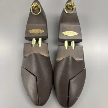 BARNEYS NEW YORK 신발 키퍼