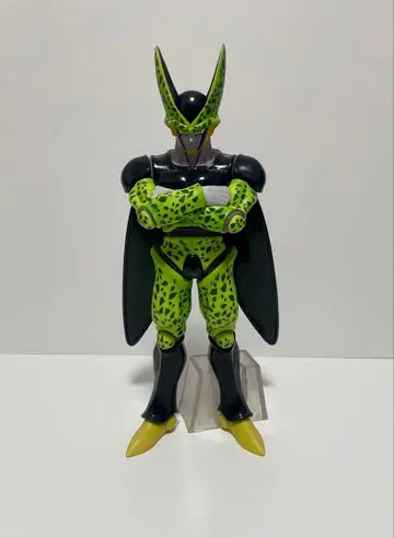 제일복권 드래곤볼 F상 셀 완전체 피규어