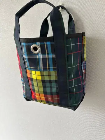 체크 무늬 토트백 중형