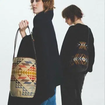 A VACATION x PENDLETON 콜라보 백