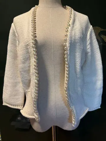 아르페쥬 스토리 펄 장식 가디건