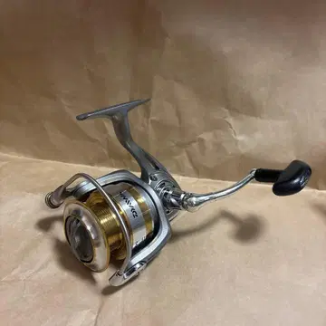 다이와 스피닝 릴 레브로스 3000