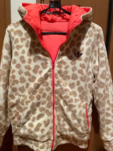 adidas 레오파드 무늬 플리스 자켓
