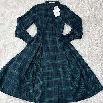 Her lip to Pleated Pleats Long Dress