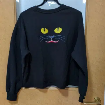 그라니프 이시쿠로 아야코 요괴 고양이 부채 맨투맨 M