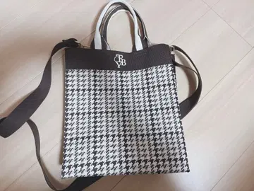 talbyyumi 시마무라 하운드투스 체크 패턴 니트 토트백