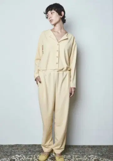 파피에 점프수트