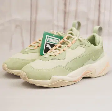 택 포함 미사용품 PUMA 썬더 트 WNS 22.5cm