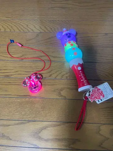 미키 라이트 스틱과 목걸이형 라이트 세트