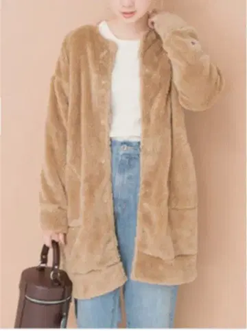 베이지 플리스 자켓 보아 소재 챔피온 어반 리서치