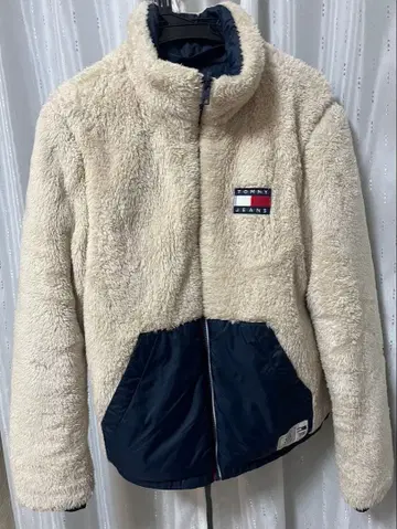 TOMMY JEANS 리버서블