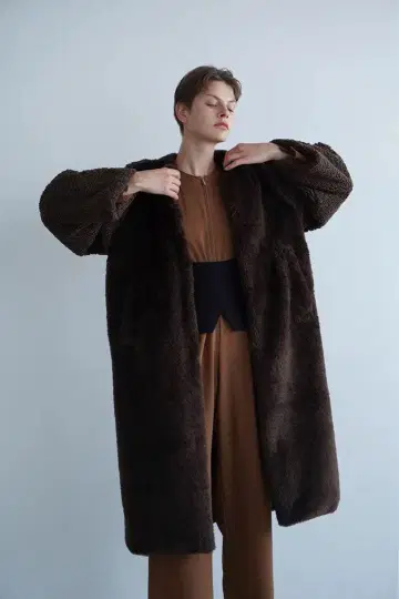CLANE 클라네 MIX FUR COCOON COAT
