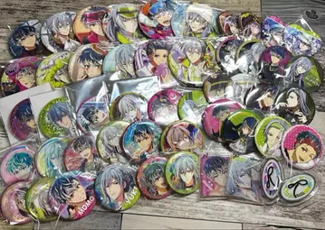 아이나나 모모 센 하트 캔뱃지 프라이스 달력