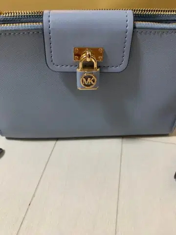 Michael Kors 라이트 블루 숄더백