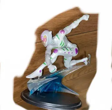 기어치오 스태츄 레전드 피규어 죠죠의 기묘한 모험