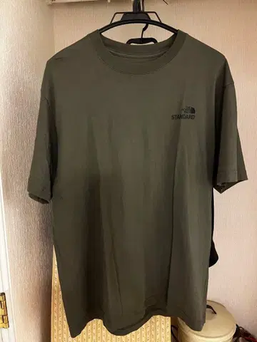 THE NORTH FACE STANDARD 티셔츠 올리브