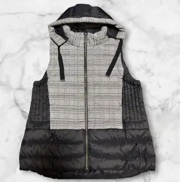 체크 무늬 x 다운 절개 후드 부착 베스트 자카드 다운 베스트 L