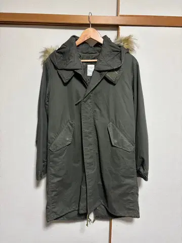 퍼 달린 후드 밀리터리 자켓 올리브 그린