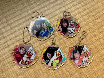 가면라이더 걸즈 리믹스 아크릴 키링