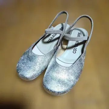 COULEUR VARIE 크롤 발리에 플랫슈즈 샌들