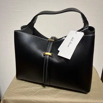 새상품 미사용 미라 오웬 Mila Owen 원 핸들 백 블랙