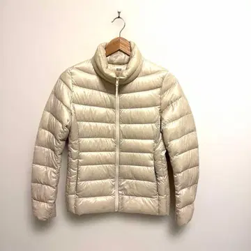 유니클로 울트라 라이트 다운 자켓 M 여성용 베이지 아이보리