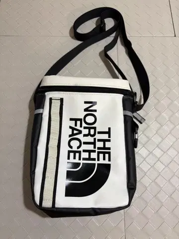 THE NORTH FACE 퓨즈박스 파우치 화이트/블랙
