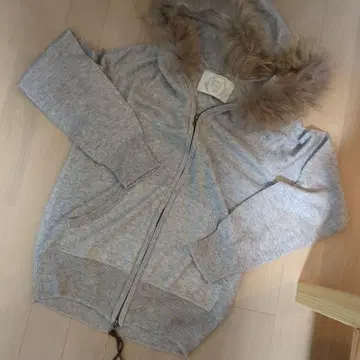 내추럴 빈티지 고어 캐시미어 혼방 울 니트 후드티 라쿤 퍼 포함