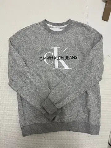 CALVIN KLEIN JEANS 그레이 맨투맨
